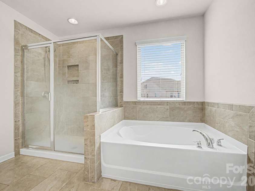 15234 Red Canoe Way, Charlotte, NC 28278.  MLS# CAR4361223, YatesRealty ID 7795. 