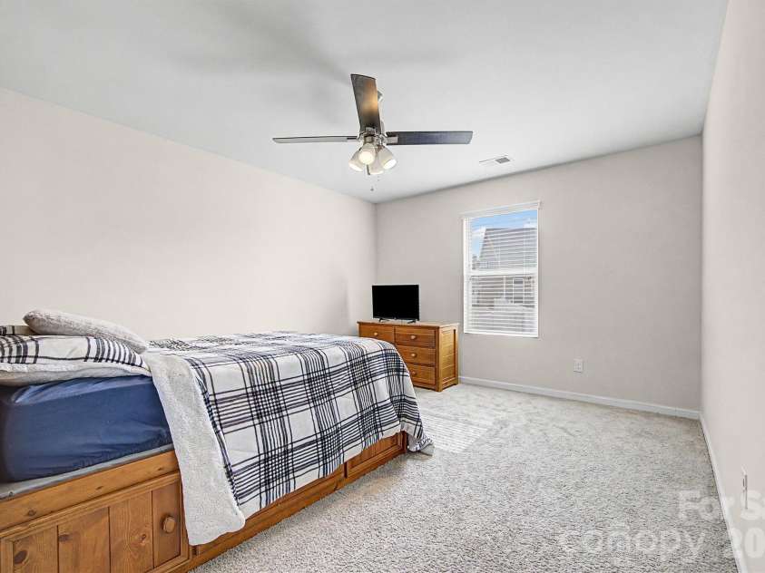 15234 Red Canoe Way, Charlotte, NC 28278.  MLS# CAR4361223, YatesRealty ID 7795. 