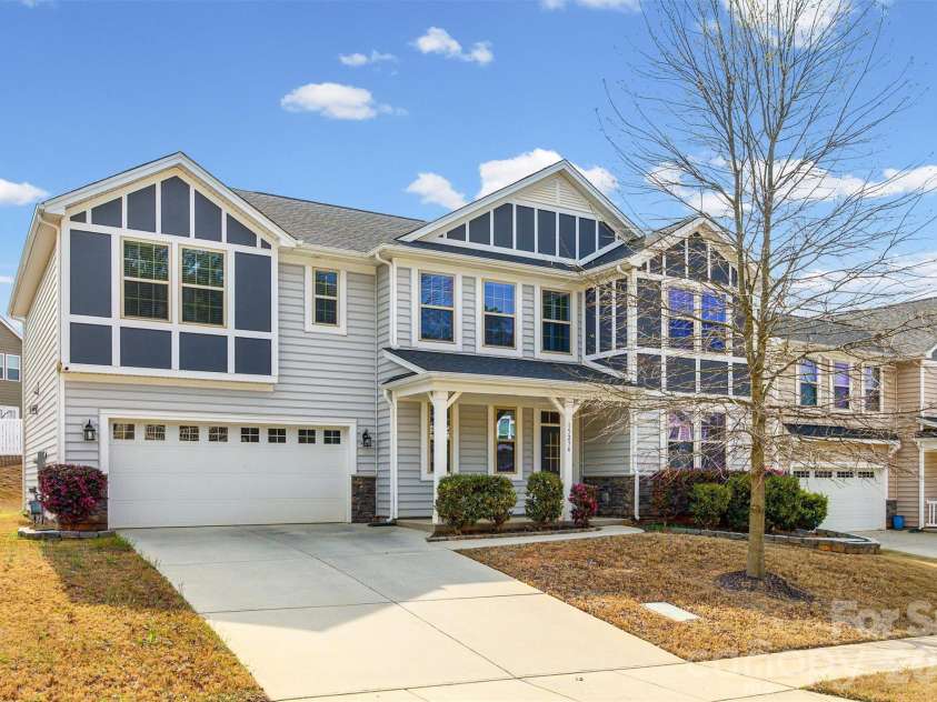 15234 Red Canoe Way, Charlotte, NC 28278.  MLS# CAR4361223, YatesRealty ID 7795. 