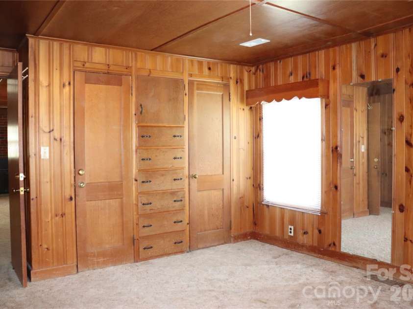 4543 Horseshoe Bend Road, Hudson, NC 28638.  MLS# CAR4363264, YatesRealty ID 7796. 