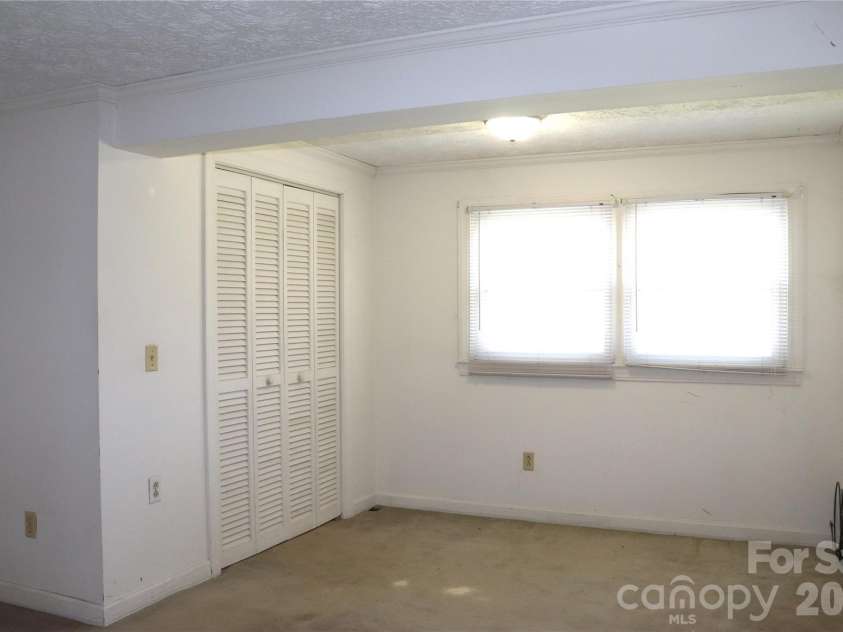 4543 Horseshoe Bend Road, Hudson, NC 28638.  MLS# CAR4363264, YatesRealty ID 7796. 