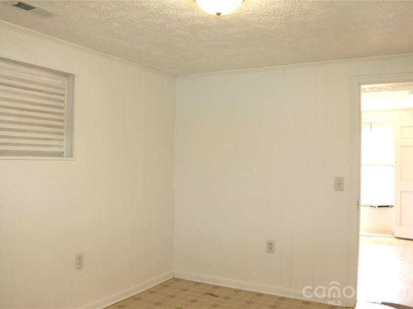 4543 Horseshoe Bend Road, Hudson, NC 28638.  MLS# CAR4363264, YatesRealty ID 7796. 