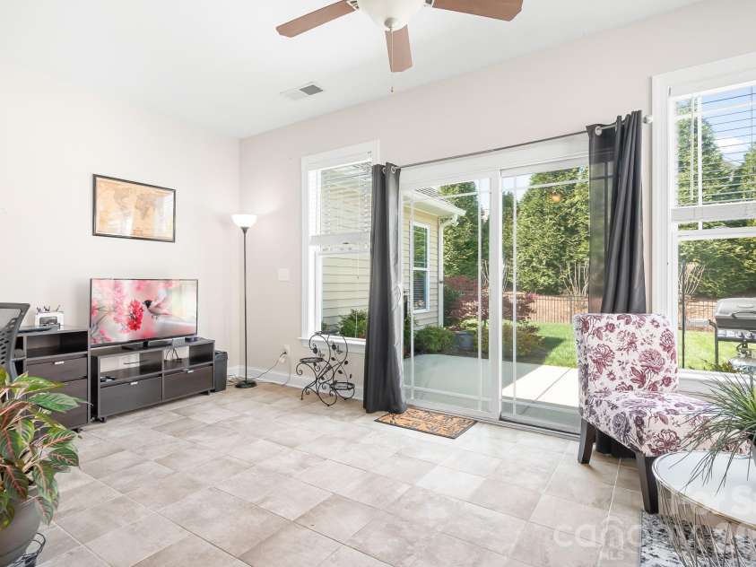12705 Meetinghouse Drive, Cornelius, NC 28031.  MLS# CAR4350533, YatesRealty ID 7797. Sunroom