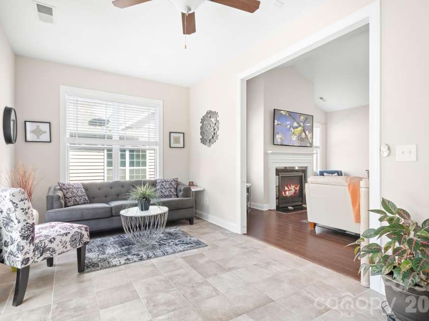 12705 Meetinghouse Drive, Cornelius, NC 28031.  MLS# CAR4350533, YatesRealty ID 7797. Sunroom