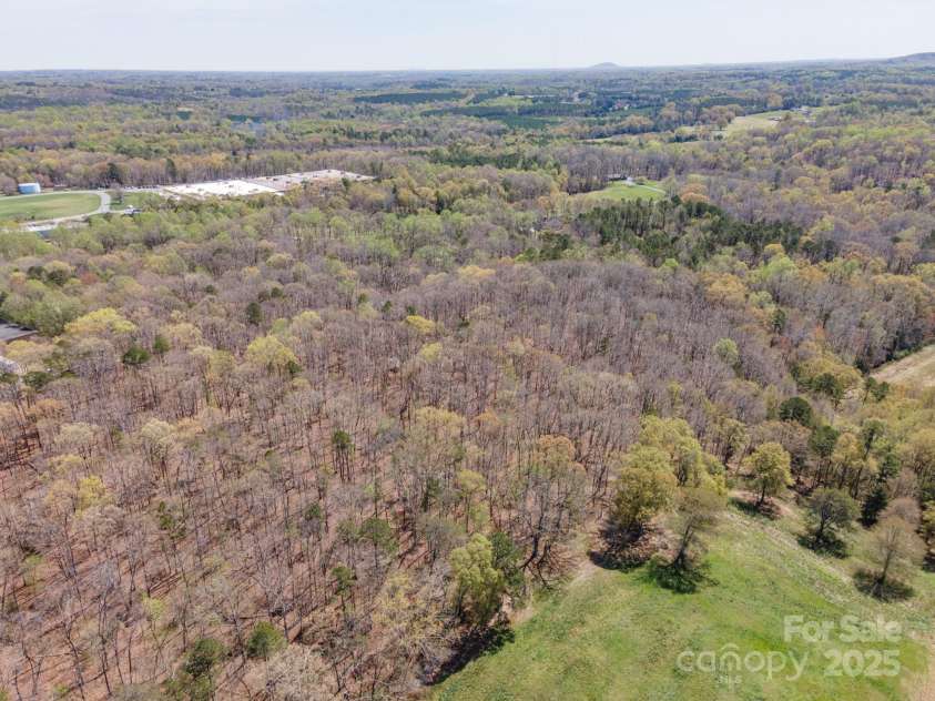 2018 Fox Creek Trail, Lincolnton, NC 28092.  MLS# CAR4239308, YatesRealty ID 7797. 