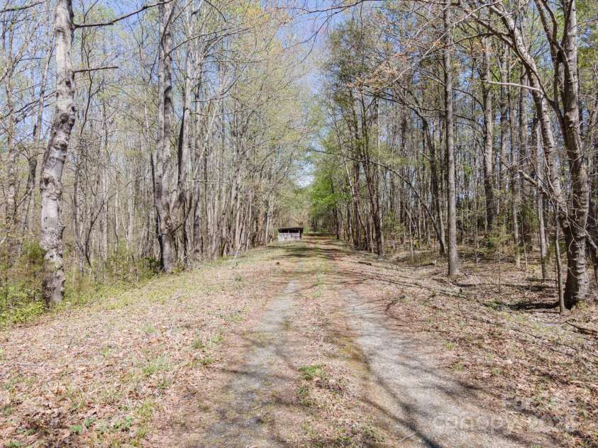 2018 Fox Creek Trail, Lincolnton, NC 28092.  MLS# CAR4239308, YatesRealty ID 7797. 