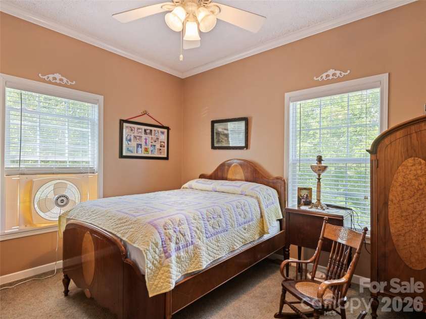 32 Perseverance Drive, Canton, NC 28716.  MLS# CAR4358563, YatesRealty ID 7799. 