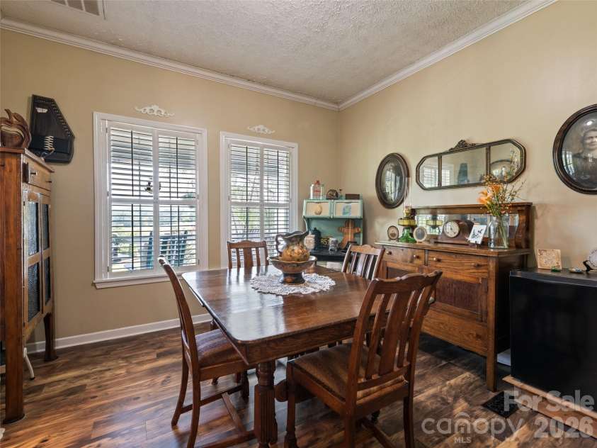 32 Perseverance Drive, Canton, NC 28716.  MLS# CAR4358563, YatesRealty ID 7799. Dining room