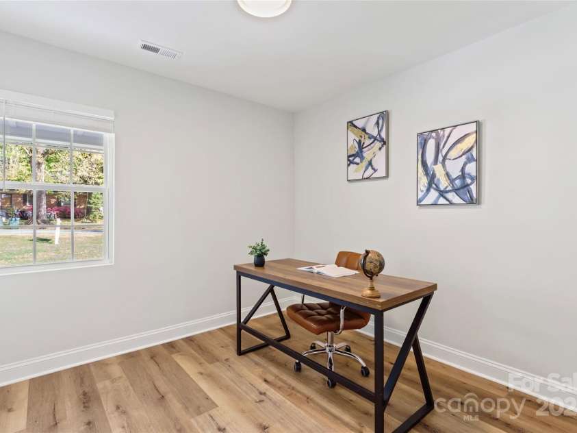 325 Club View Lane, Matthews, NC 28105.  MLS# CAR4238612, YatesRealty ID 7799. Bedroom/Office
