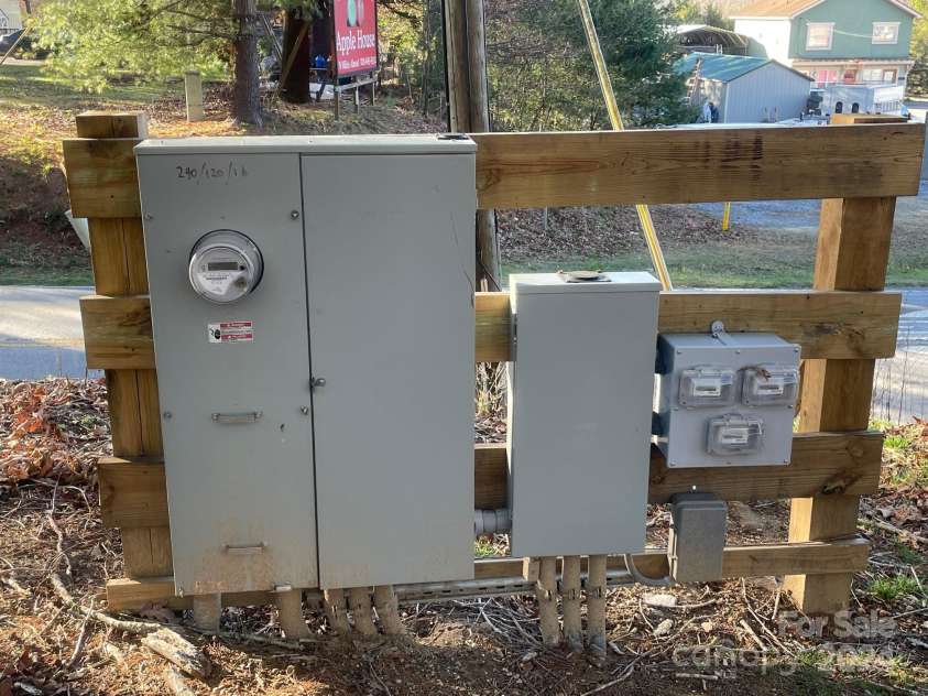 2853 Chimney Rock Road, Hendersonville, NC 28792.  MLS# CAR4120965, YatesRealty ID 78. 