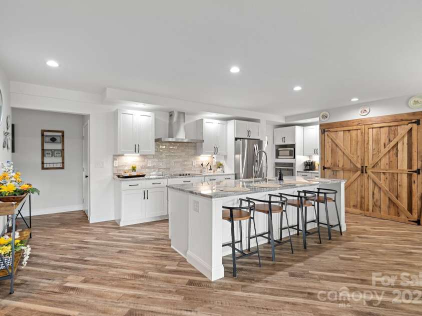 204 Mountain Spring Lane, Canton, NC 28716.  MLS# CAR4305915, YatesRealty ID 780. 