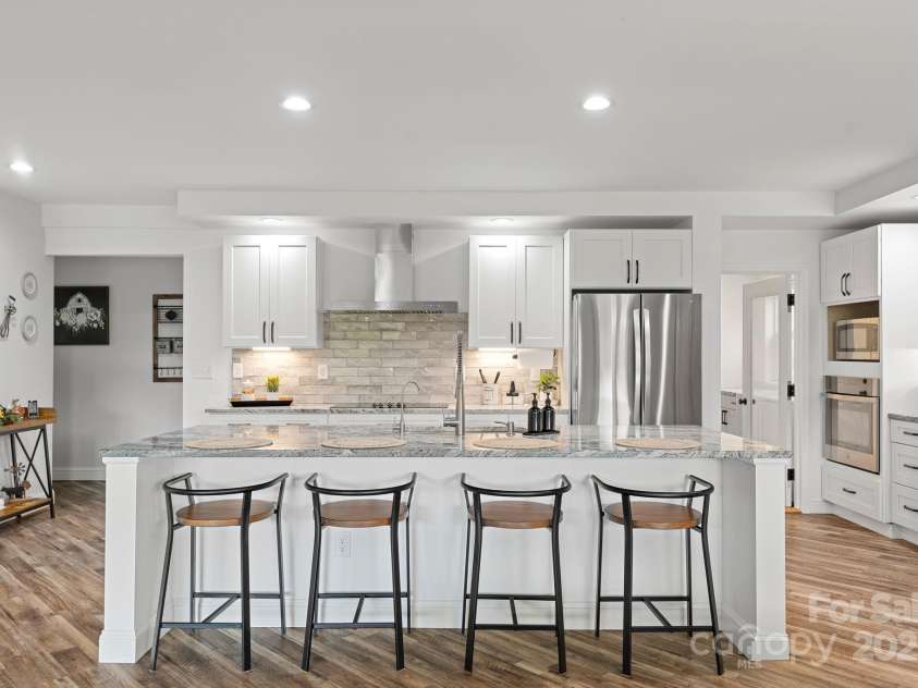 204 Mountain Spring Lane, Canton, NC 28716.  MLS# CAR4305915, YatesRealty ID 780. 