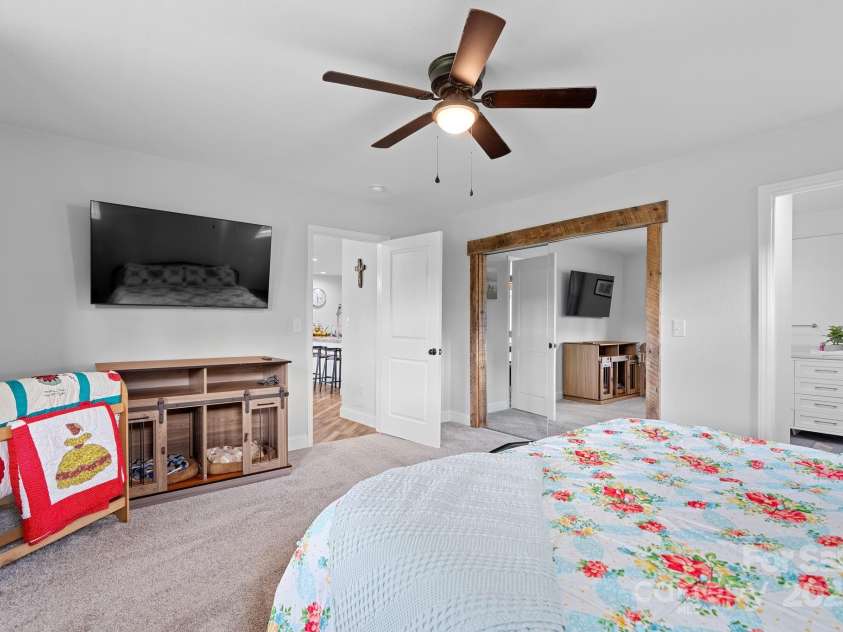 204 Mountain Spring Lane, Canton, NC 28716.  MLS# CAR4305915, YatesRealty ID 780. 