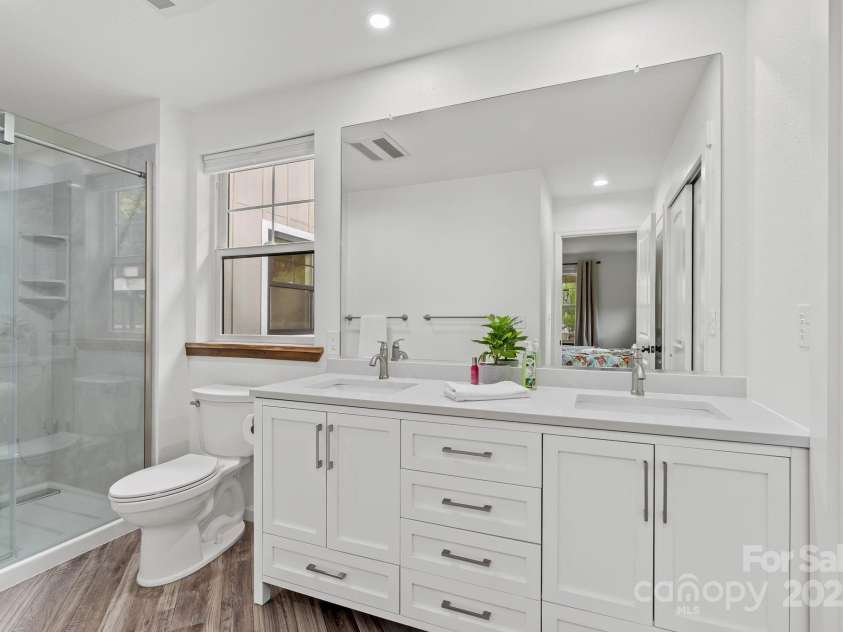 204 Mountain Spring Lane, Canton, NC 28716.  MLS# CAR4305915, YatesRealty ID 780. 