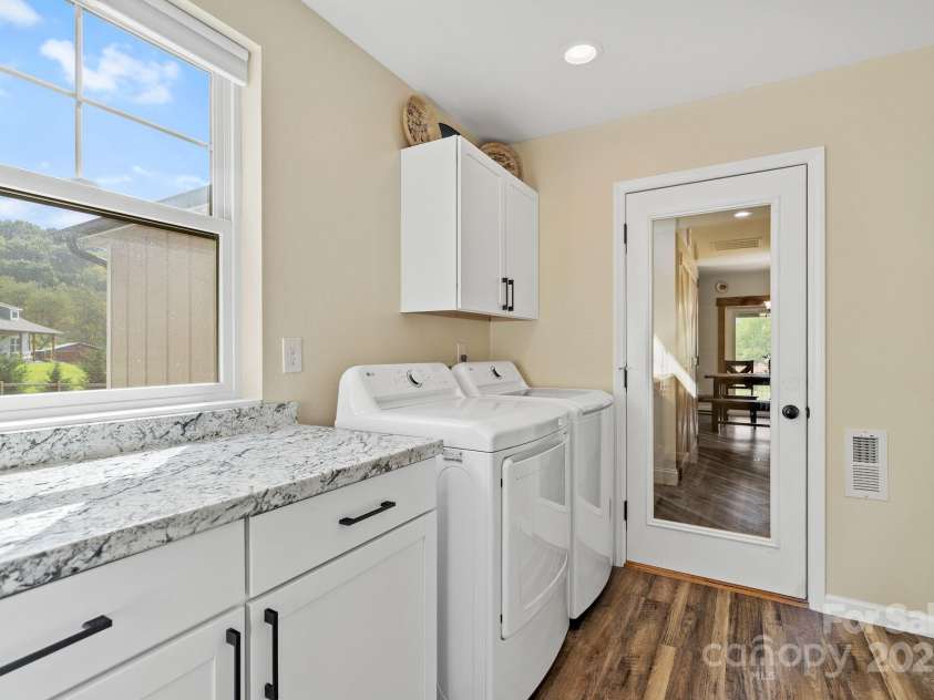 204 Mountain Spring Lane, Canton, NC 28716.  MLS# CAR4305915, YatesRealty ID 780. 