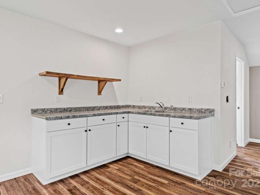 204 Mountain Spring Lane, Canton, NC 28716.  MLS# CAR4305915, YatesRealty ID 780. 