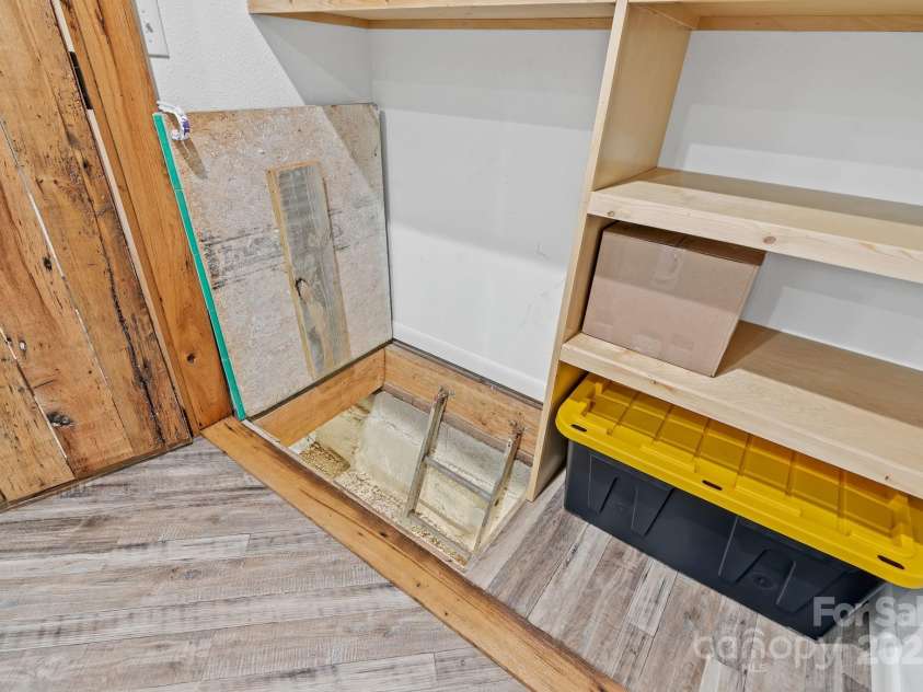 204 Mountain Spring Lane, Canton, NC 28716.  MLS# CAR4305915, YatesRealty ID 780. 