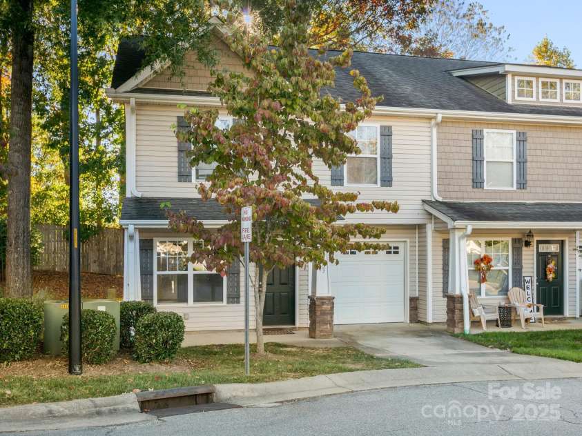 55 Thea Lane, Fletcher, NC 28732.  MLS# CAR4308106, YatesRealty ID 780. 