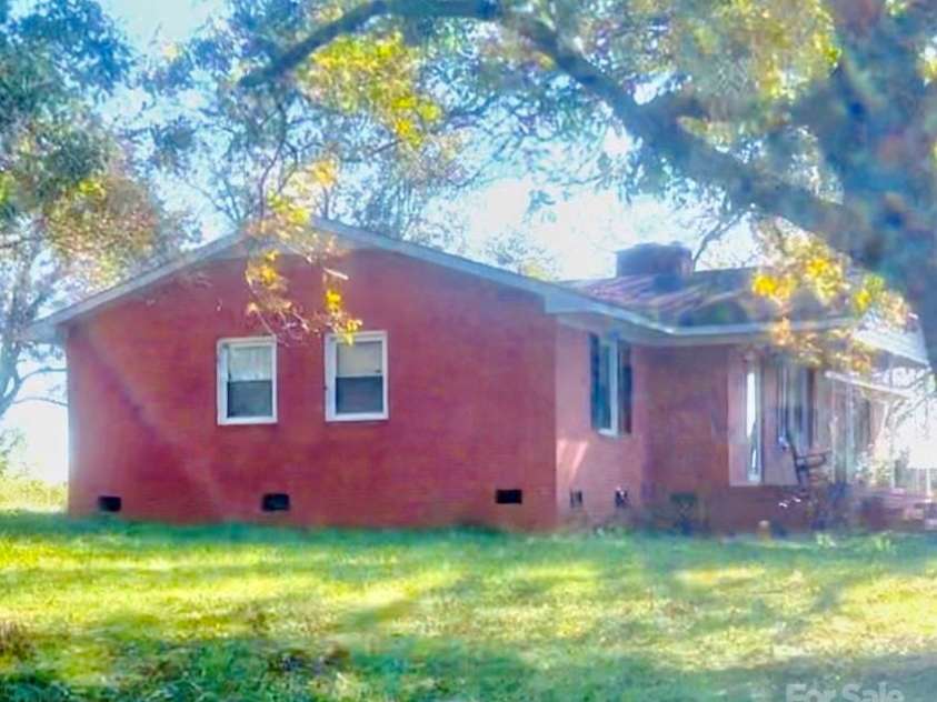 5304 State Line Road, Marshville, NC 28103.  MLS# CAR4199229, YatesRealty ID 7801. 