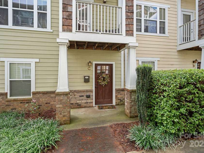 1733-C Matheson Avenue, Charlotte, NC 28205.  MLS# CAR4213118, YatesRealty ID 7802. Welcome Home