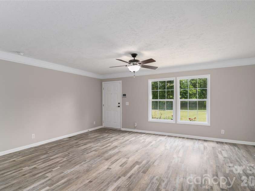 922 Lavender Road, Grover, NC 28073.  MLS# CAR4403169, YatesRealty ID 7804. 