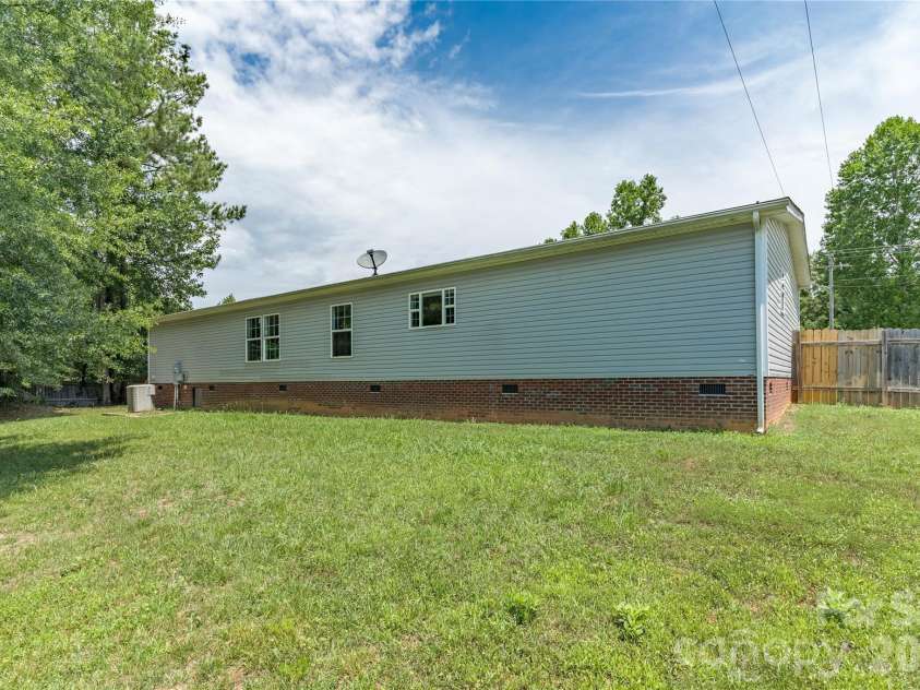 922 Lavender Road, Grover, NC 28073.  MLS# CAR4403169, YatesRealty ID 7804. Back Elevation