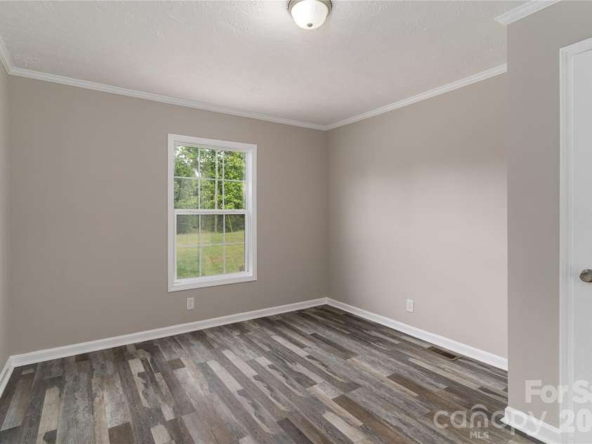 922 Lavender Road, Grover, NC 28073.  MLS# CAR4403169, YatesRealty ID 7804. Flex Space: Could be a 4th bedroom