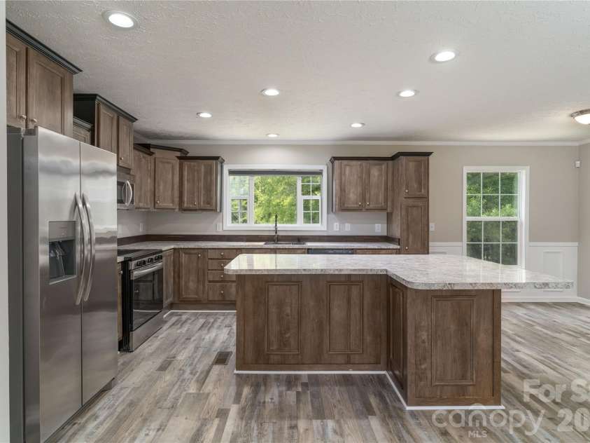 922 Lavender Road, Grover, NC 28073.  MLS# CAR4403169, YatesRealty ID 7804. Kitchen