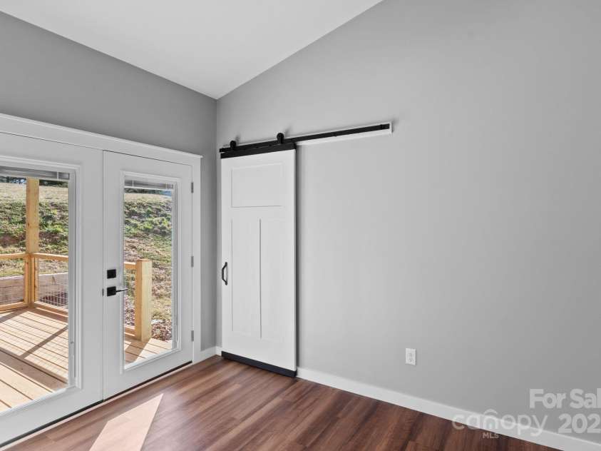 80 Peyton Elaine Road, Clyde, NC 28721.  MLS# CAR4234682, YatesRealty ID 7806. 