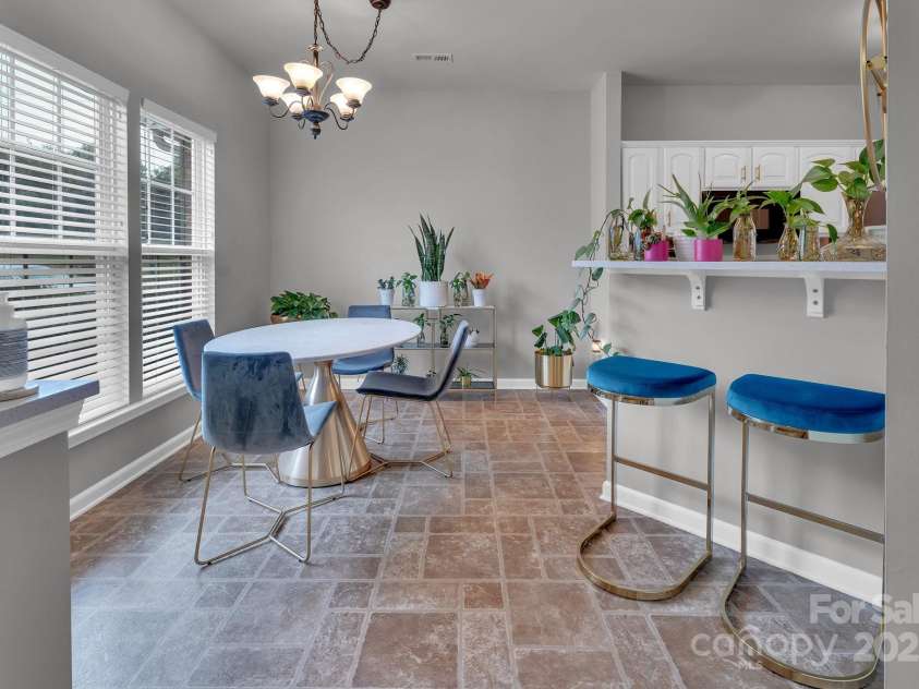 5341 Jocelyn Lane, Charlotte, NC 28269.  MLS# CAR4238187, YatesRealty ID 7807. 