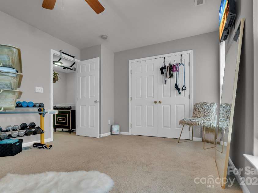 5341 Jocelyn Lane, Charlotte, NC 28269.  MLS# CAR4238187, YatesRealty ID 7807. 