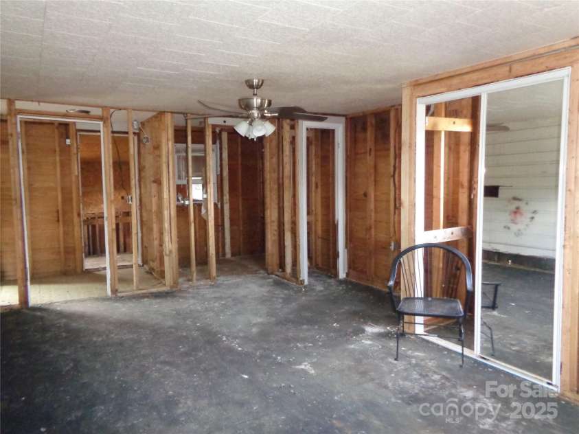 252 Rogers Street, Waynesville, NC 28786.  MLS# CAR4255370, YatesRealty ID 781. 