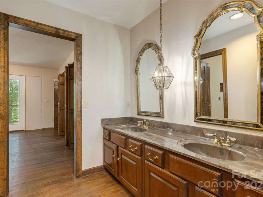120 Pinewood Circle, Laurel Park, NC 28739.  MLS# CAR4187518, YatesRealty ID 7811. Primary Bathroom