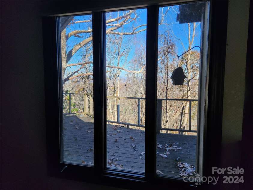 120 Pinewood Circle, Laurel Park, NC 28739.  MLS# CAR4187518, YatesRealty ID 7811. Winter Views from Breakfast Area