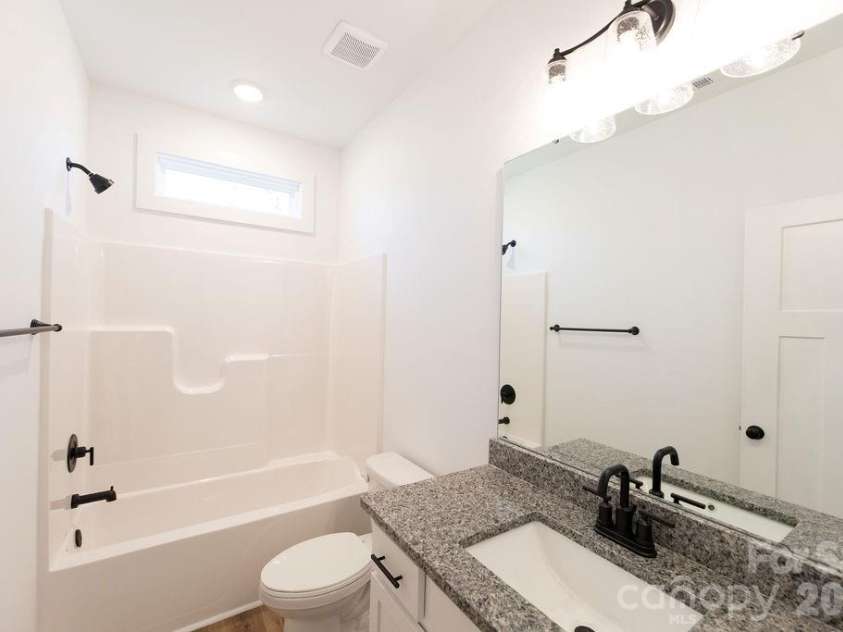 4018 Deerstone Lane, Clover, SC 29710.  MLS# CAR4364471, YatesRealty ID 7811. 2nd Bathroom