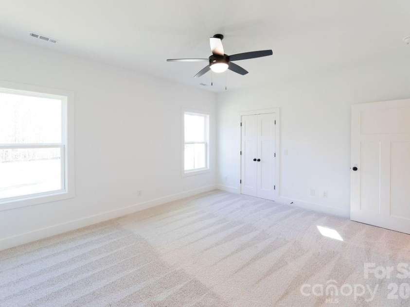 4018 Deerstone Lane, Clover, SC 29710.  MLS# CAR4364471, YatesRealty ID 7811. Primary Suite