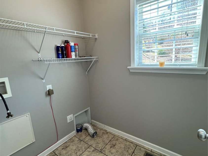 55 Claude Jones Lane, Elk Park, NC 28622.  MLS# CAR4247804, YatesRealty ID 7812. 