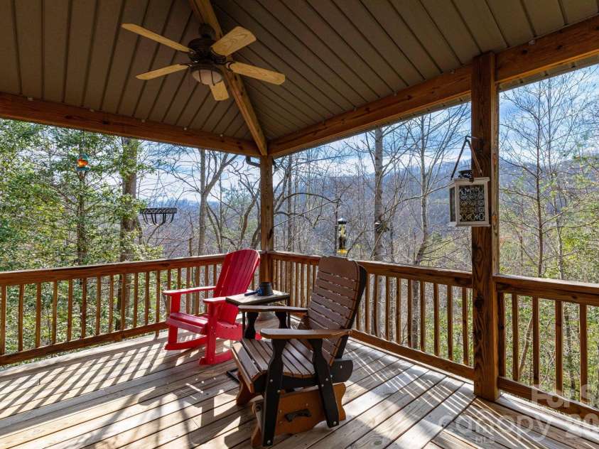 75 mypie Drive, Sylva, NC 28779.  MLS# CAR4364541, YatesRealty ID 7814. 