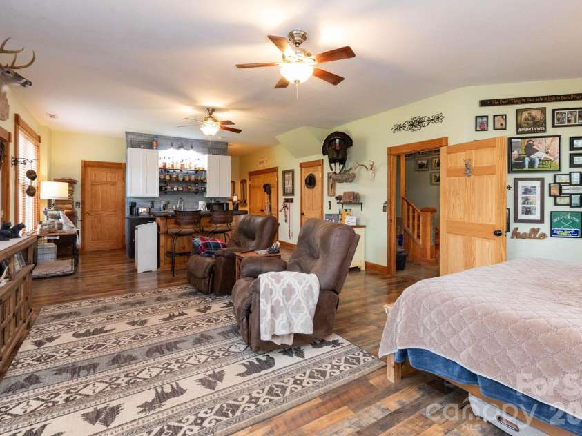 75 mypie Drive, Sylva, NC 28779.  MLS# CAR4364541, YatesRealty ID 7814. 