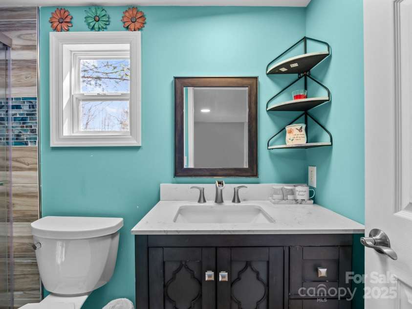 16 Blue Sky Drive, Leicester, NC 28748.  MLS# CAR4235310, YatesRealty ID 7815. 