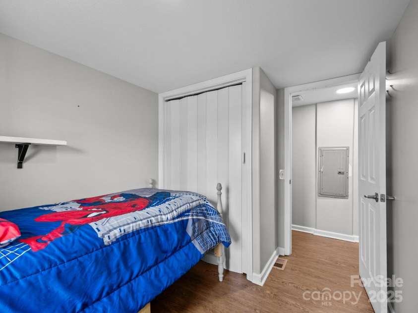 16 Blue Sky Drive, Leicester, NC 28748.  MLS# CAR4235310, YatesRealty ID 7815. 