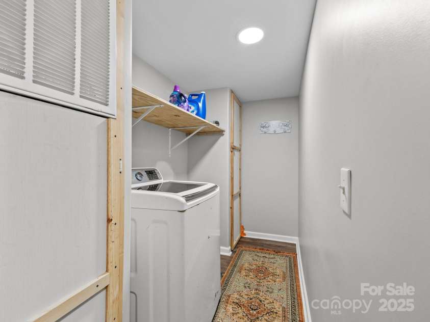 16 Blue Sky Drive, Leicester, NC 28748.  MLS# CAR4235310, YatesRealty ID 7815. 