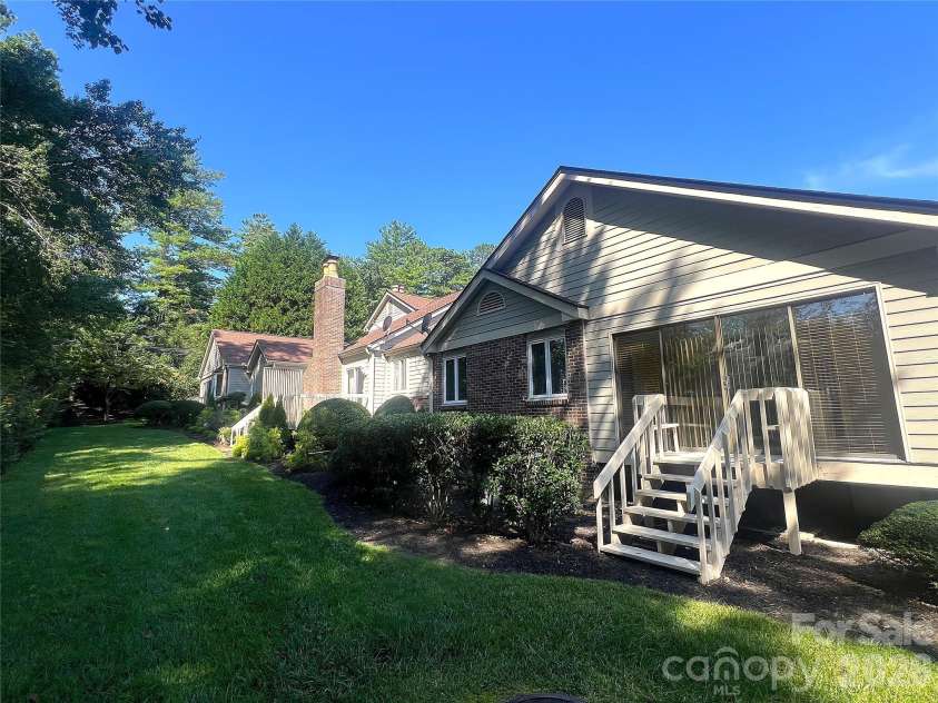 108 Glenbrook Drive, Hendersonville, NC 28739.  MLS# CAR4363228, YatesRealty ID 7817. Beautiful Grounds Maintained by HOA