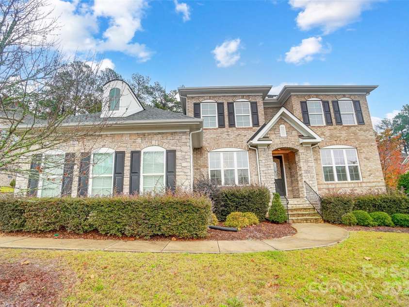 18035 Pawleys Plantation Lane, Charlotte, NC 28278.  MLS# CAR4199796, YatesRealty ID 7819. 
