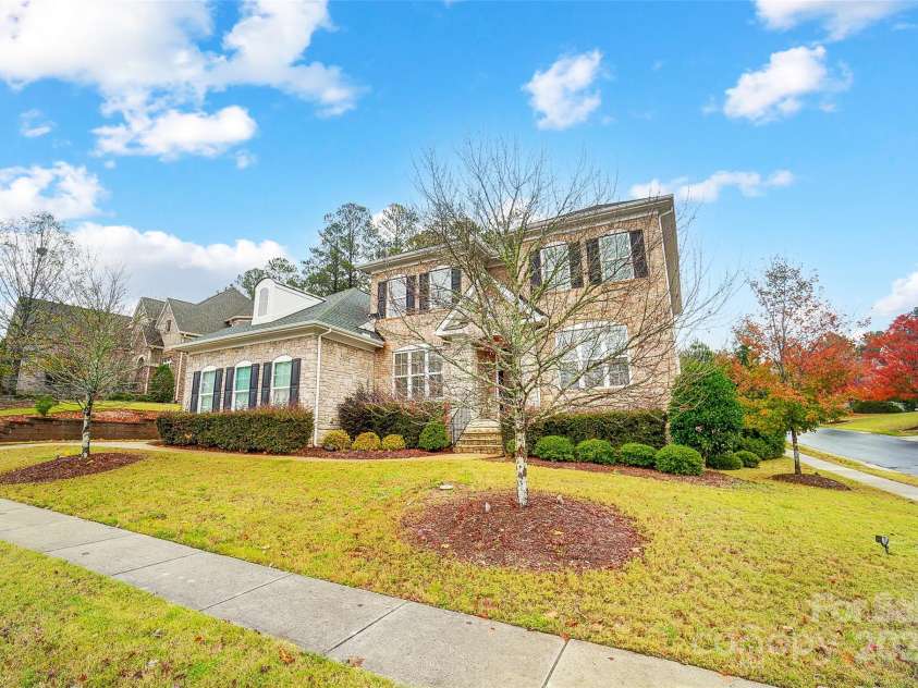 18035 Pawleys Plantation Lane, Charlotte, NC 28278.  MLS# CAR4199796, YatesRealty ID 7819. 
