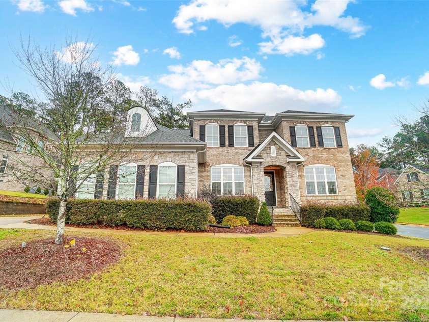 18035 Pawleys Plantation Lane, Charlotte, NC 28278.  MLS# CAR4199796, YatesRealty ID 7819. 