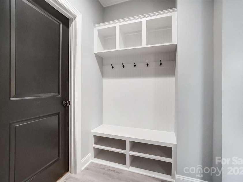 18035 Pawleys Plantation Lane, Charlotte, NC 28278.  MLS# CAR4199796, YatesRealty ID 7819. 