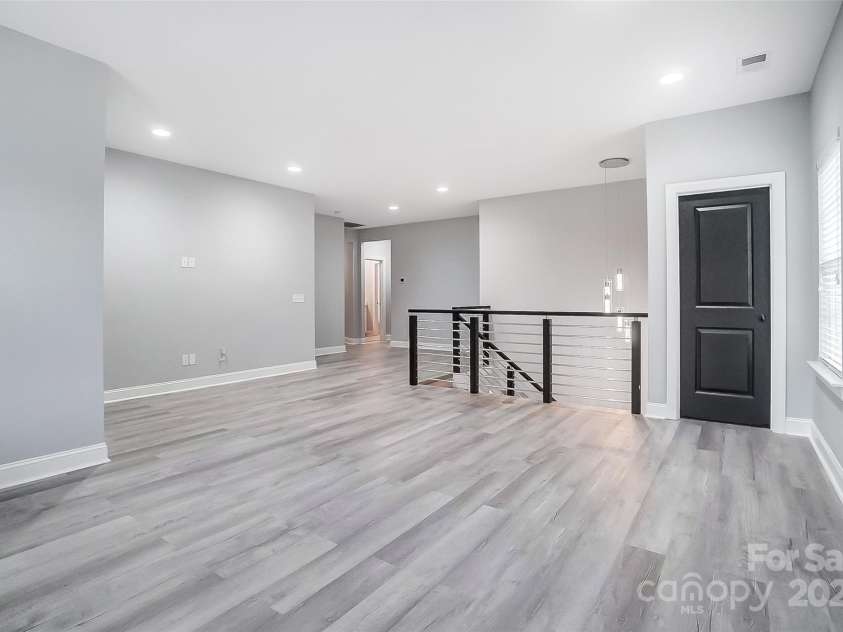 18035 Pawleys Plantation Lane, Charlotte, NC 28278.  MLS# CAR4199796, YatesRealty ID 7819. 