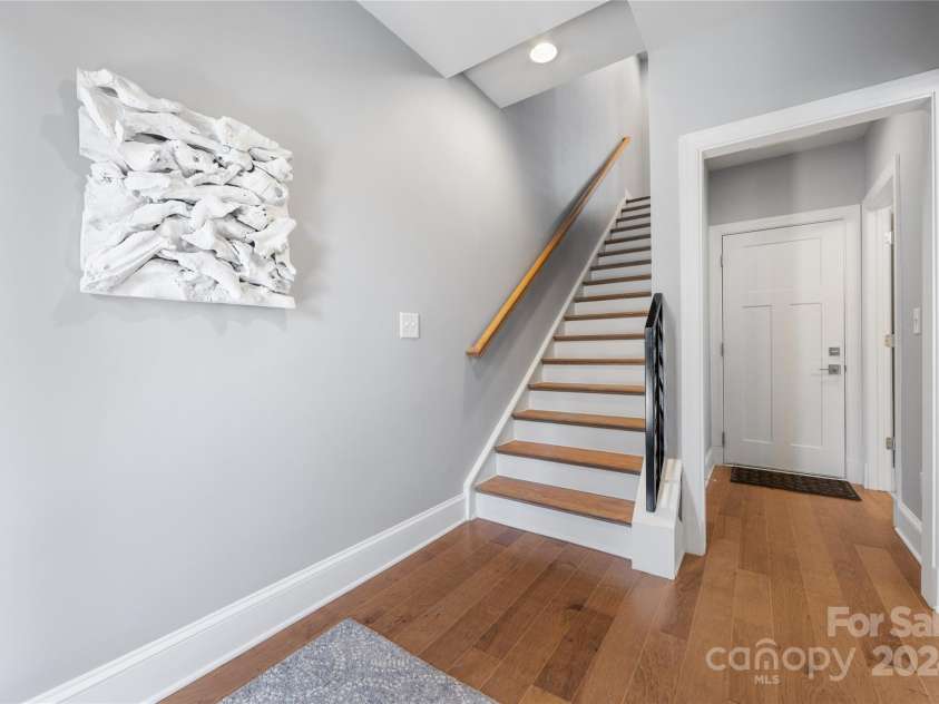 2108 BRYANT PARK Drive, Charlotte, NC 28208.  MLS# CAR4169994, YatesRealty ID 782. 