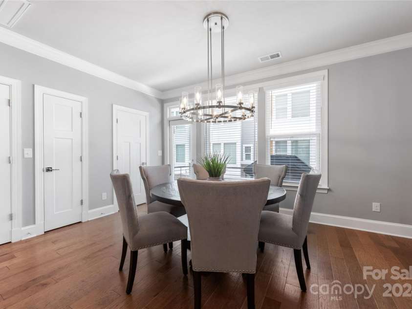 2108 BRYANT PARK Drive, Charlotte, NC 28208.  MLS# CAR4169994, YatesRealty ID 782. 